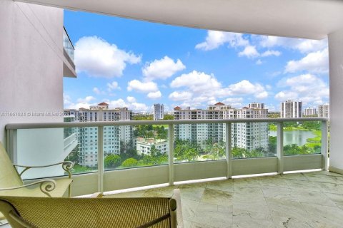 Condominio en venta en Aventura, Florida, 2 dormitorios, 222.97 m2 № 1381606 - foto 27