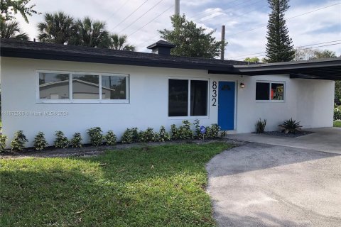 House in Wilton Manors, Florida 4 bedrooms, 159.33 sq.m. № 1394749 - photo 19