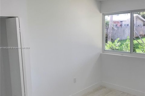 Casa en venta en Wilton Manors, Florida, 4 dormitorios, 159.33 m2 № 1394749 - foto 3