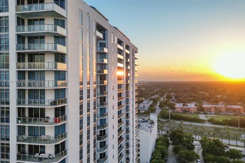 Condo in North Miami Beach, Florida, 2 bedrooms  № 1394713 - photo 30