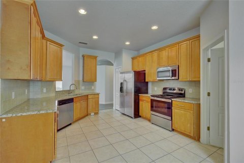 Casa en venta en Land O' Lakes, Florida, 4 dormitorios, 242.01 m2 № 1380764 - foto 4