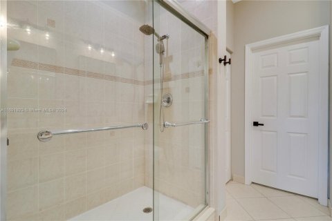 Condo in Tequesta, Florida, 3 bedrooms  № 1443308 - photo 24