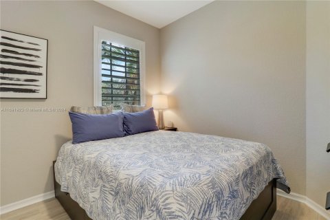 Condo in Tequesta, Florida, 3 bedrooms  № 1443308 - photo 25