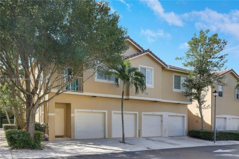 Condo in Tequesta, Florida, 3 bedrooms  № 1443308 - photo 1