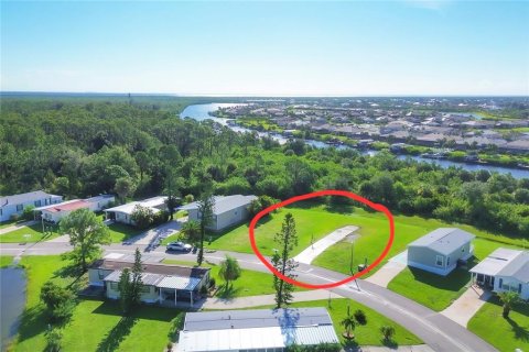 Terreno en venta en Port Charlotte, Florida № 1346788 - foto 3