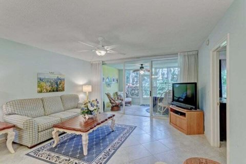 Condo in Riviera Beach, Florida, 2 bedrooms  № 1077044 - photo 28