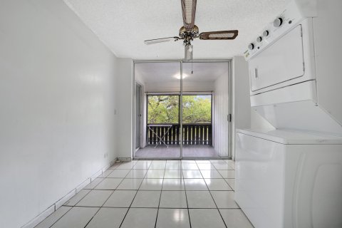 Copropriété à vendre à Lauderhill, Floride: 2 chambres, 117.06 m2 № 1044184 - photo 20