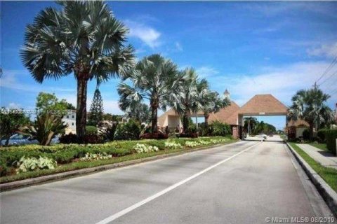 Condo in Boca Raton, Florida, 2 bedrooms  № 1031200 - photo 14