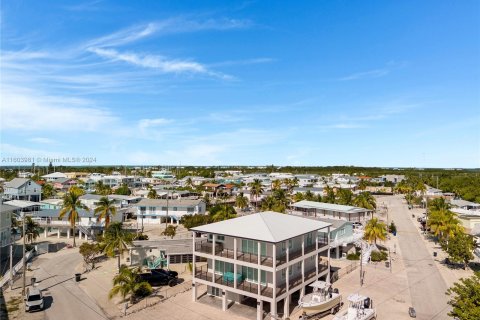 Casa en venta en Tavernier, Florida, 4 dormitorios, 246.38 m2 № 1223718 - foto 20