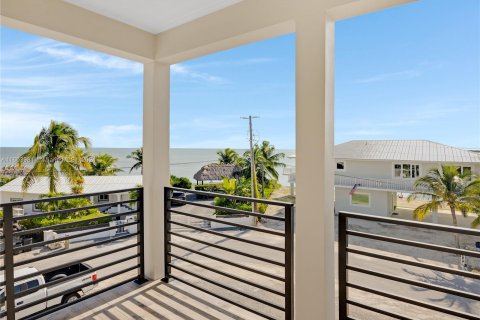 Casa en venta en Tavernier, Florida, 4 dormitorios, 246.38 m2 № 1223718 - foto 15