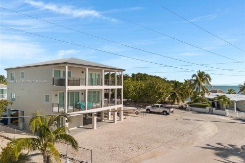 Casa en venta en Tavernier, Florida, 4 dormitorios, 246.38 m2 № 1223718 - foto 19