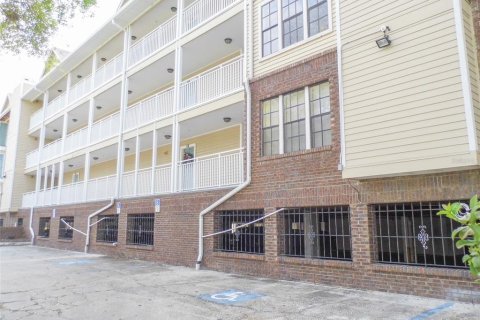 Condominio en alquiler en Tampa, Florida, 1 dormitorio, 58.62 m2 № 1341076 - foto 27