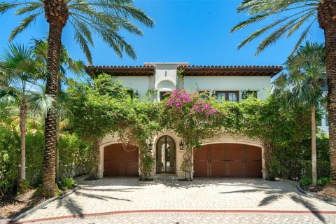 Villa ou maison à vendre à Miami Beach, Floride: 8 chambres, 600.24 m2 № 1293952 - photo 10