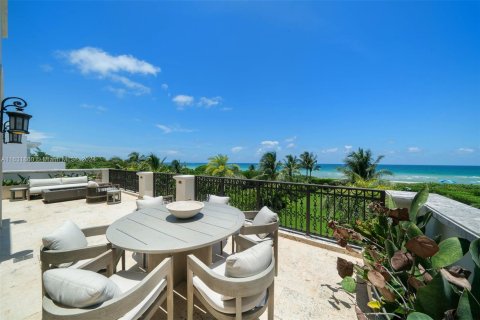 Villa ou maison à vendre à Miami Beach, Floride: 8 chambres, 600.24 m2 № 1293952 - photo 29