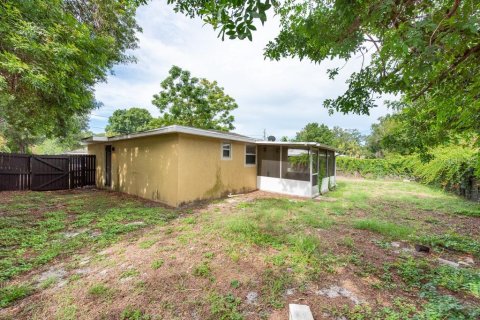 Villa ou maison à vendre à Tampa, Floride: 3 chambres, 113.43 m2 № 1253239 - photo 29