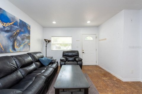 Casa en venta en Tampa, Florida, 3 dormitorios, 113.43 m2 № 1253239 - foto 4