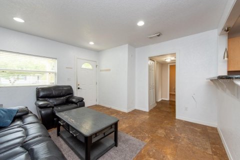 Casa en venta en Tampa, Florida, 3 dormitorios, 113.43 m2 № 1253239 - foto 5