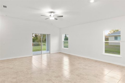 Villa ou maison à vendre à Lehigh Acres, Floride: 4 chambres, 157.1 m2 № 1193419 - photo 8