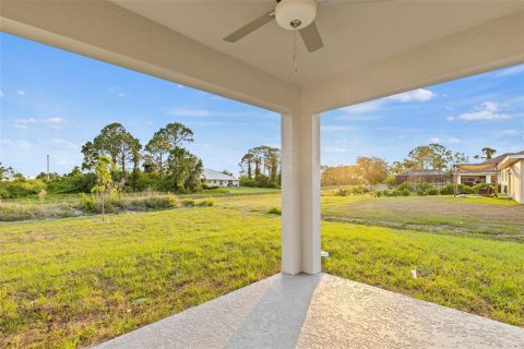 Villa ou maison à vendre à Lehigh Acres, Floride: 4 chambres, 157.1 m2 № 1193419 - photo 18