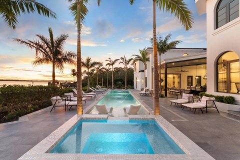 Villa ou maison à vendre à Stuart, Floride: 7 chambres, 835.75 m2 № 1043085 - photo 29