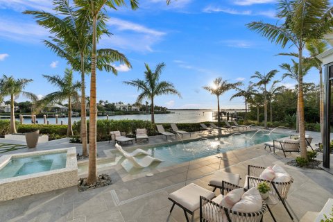 Villa ou maison à vendre à Stuart, Floride: 7 chambres, 835.75 m2 № 1043085 - photo 22