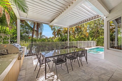 Villa ou maison à vendre à Aventura, Floride: 5 chambres, 333.98 m2 № 1354646 - photo 30