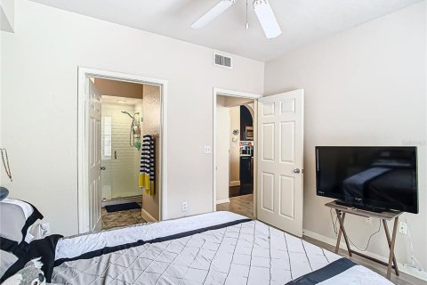 Condo in Orlando, Florida, 1 bedroom  № 1275062 - photo 19