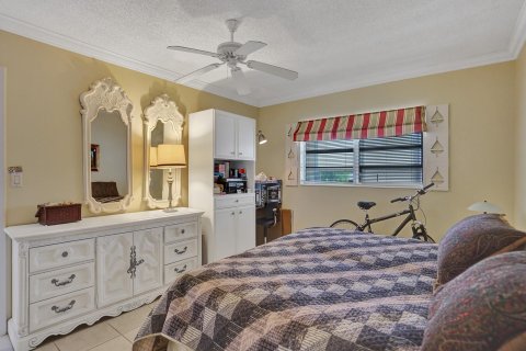 Condo in Lauderdale Lakes, Florida, 1 bedroom  № 1038293 - photo 24