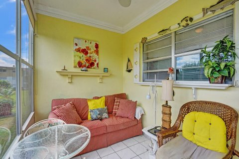 Condo in Lauderdale Lakes, Florida, 1 bedroom  № 1038293 - photo 15