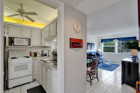 Condominio en venta en Lauderdale Lakes, Florida, 1 dormitorio, 63.55 m2 № 1038293 - foto 20