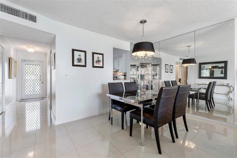 Condominio en venta en Margate, Florida, 2 dormitorios, 92.9 m2 № 1074978 - foto 17