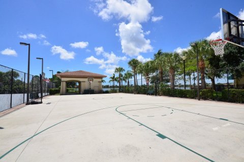 Condominio en venta en Palm Beach Gardens, Florida, 2 dormitorios, 106.28 m2 № 1075038 - foto 4