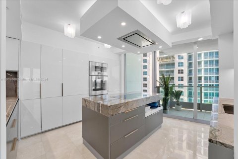 Condominio en venta en Miami Beach, Florida, 3 dormitorios, 209.03 m2 № 1398405 - foto 12