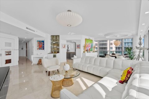 Condominio en venta en Miami Beach, Florida, 3 dormitorios, 209.03 m2 № 1398405 - foto 11