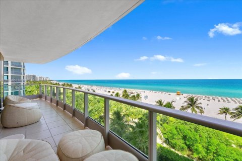 Condo in Miami Beach, Florida, 3 bedrooms  № 1398405 - photo 3