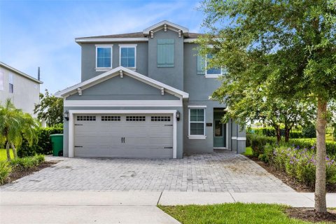 Casa en venta en Kissimmee, Florida, 5 dormitorios, 239.13 m2 № 1324723 - foto 1