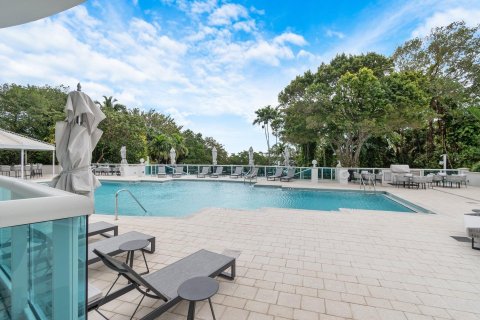 Condo in Miami, Florida, 2 bedrooms  № 1027106 - photo 10