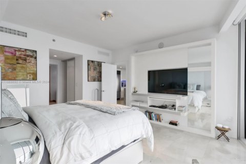 Condominio en venta en Miami, Florida, 3 dormitorios, 173.73 m2 № 1385635 - foto 15