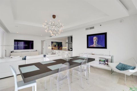 Condo in Miami, Florida, 3 bedrooms  № 1385635 - photo 4