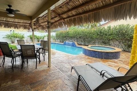 Villa ou maison à vendre à Margate, Floride: 3 chambres, 149.2 m2 № 1026618 - photo 6