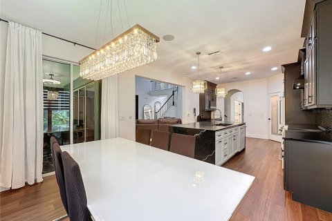 Casa en venta en Wesley Chapel, Florida, 6 dormitorios, 402.45 m2 № 1285791 - foto 19