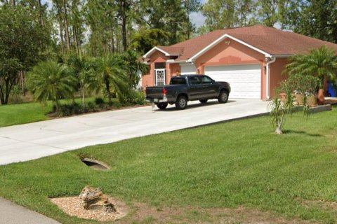 Terreno en venta en Lehigh Acres, Florida № 1051323 - foto 3