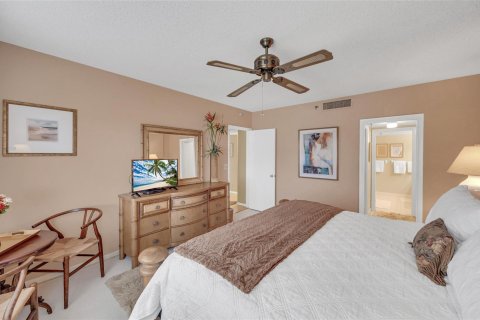 Condo in Fort Lauderdale, Florida, 2 bedrooms  № 1036189 - photo 12