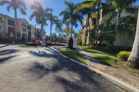 Copropriété à vendre à Palm Beach Gardens, Floride: 3 chambres, 122.26 m2 № 1019914 - photo 1