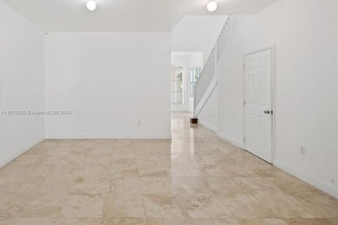 Townhouse in Miami, Florida 3 bedrooms, 183.2 sq.m. № 1240816 - photo 8