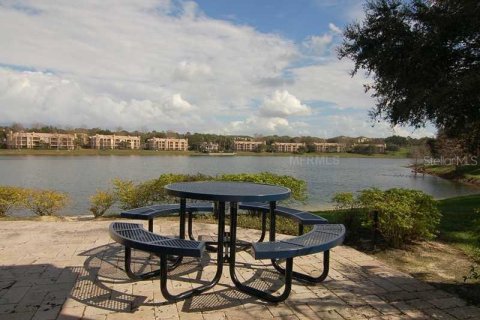 Condo in Orlando, Florida, 1 bedroom  № 1256350 - photo 11