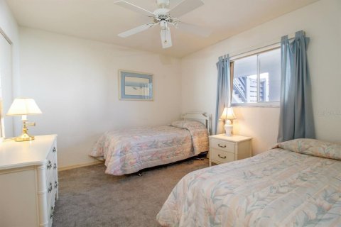 Condo in Englewood, Florida, 2 bedrooms  № 1032156 - photo 20