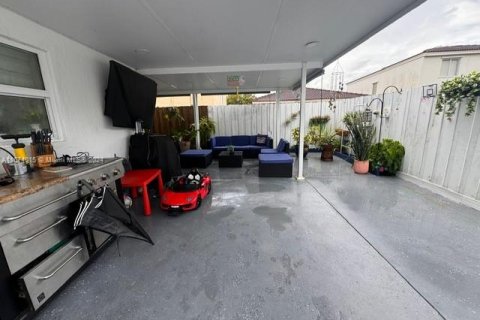 Casa en venta en Miami, Florida, 3 dormitorios, 130.62 m2 № 1396988 - foto 20