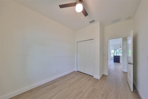 Villa ou maison à vendre à Tampa, Floride: 3 chambres, 133.97 m2 № 1403441 - photo 5