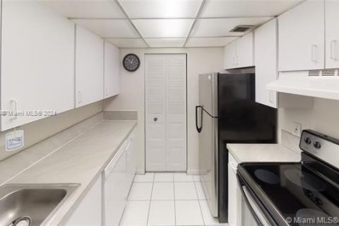 Condominio en venta en Dania Beach, Florida, 1 dormitorio, 71.35 m2 № 1220494 - foto 6
